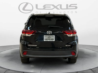 2019 Toyota Highlander SE