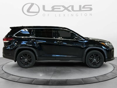 2019 Toyota Highlander SE