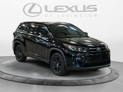 2019 Toyota Highlander SE