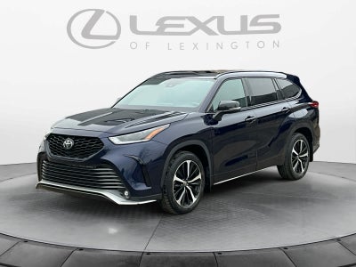 2022 Toyota Highlander XSE