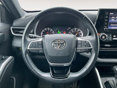 2022 Toyota Highlander XSE