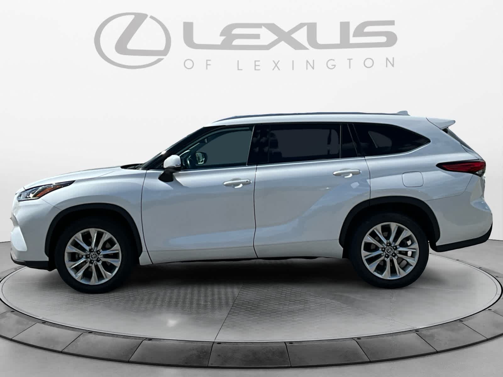 2023 Toyota Highlander Hybrid Limited