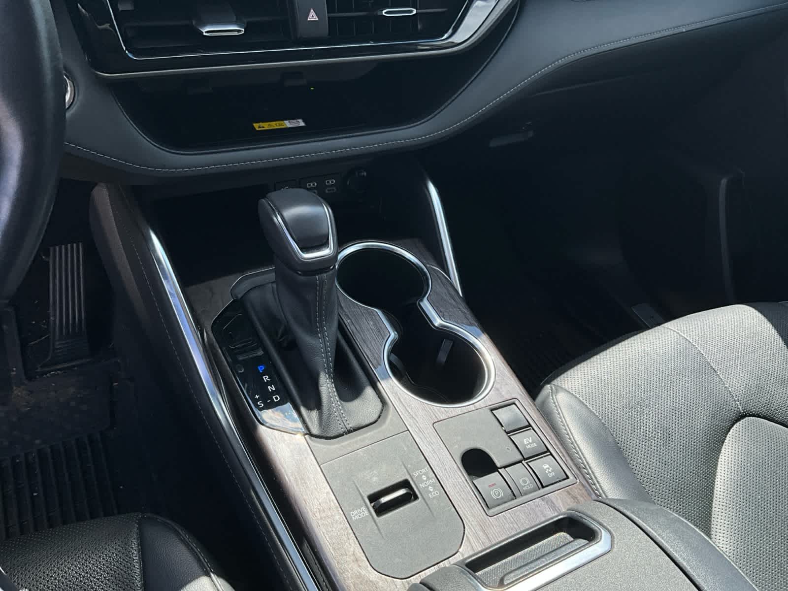 2023 Toyota Highlander Hybrid Limited