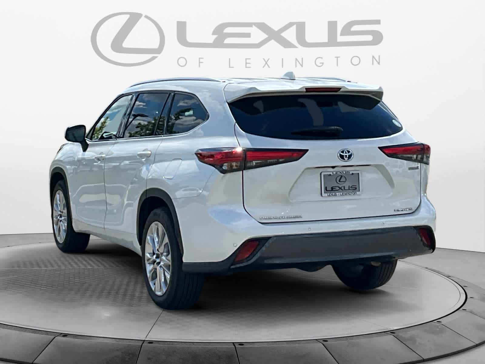 2023 Toyota Highlander Hybrid Limited