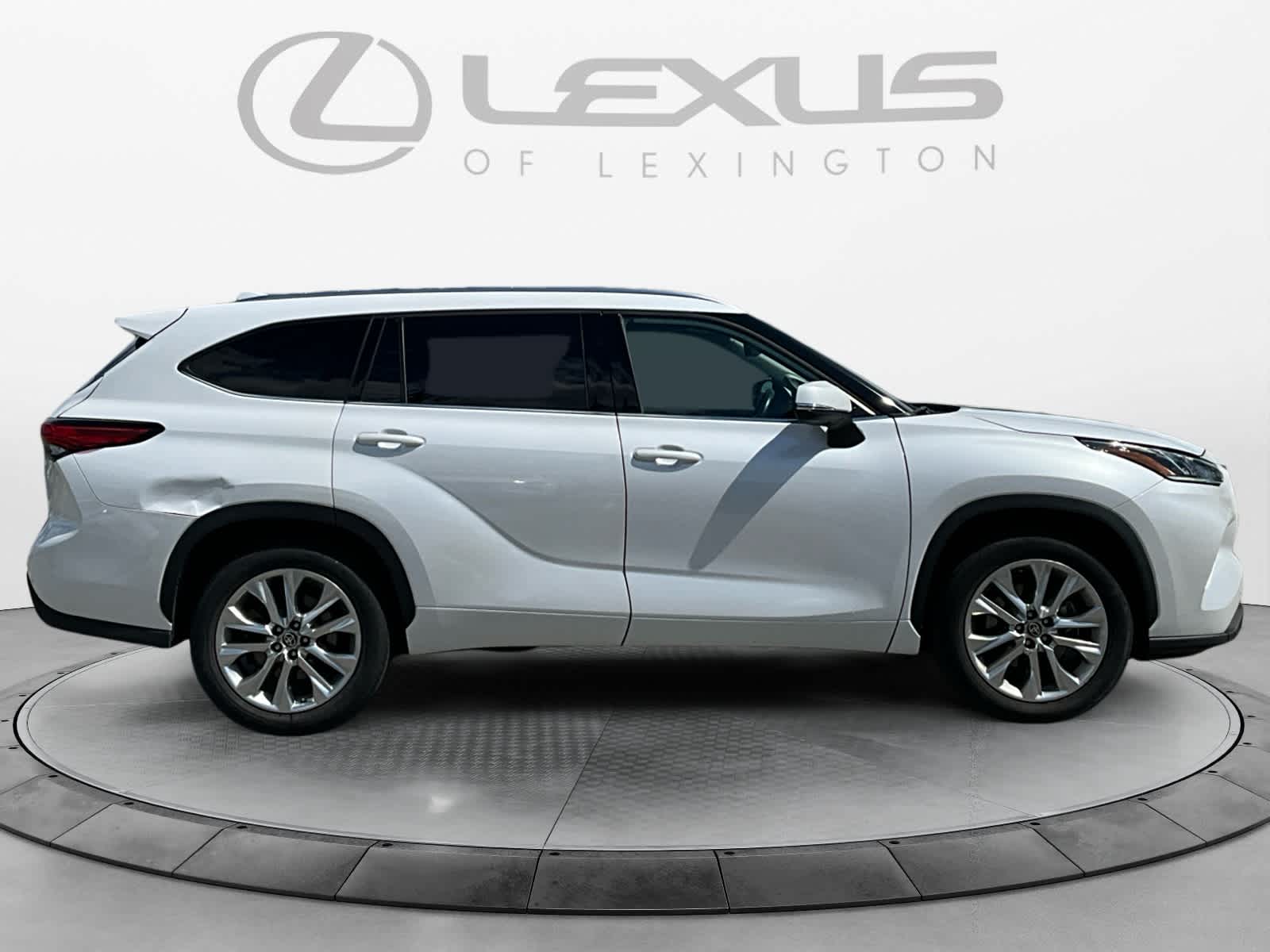 2023 Toyota Highlander Hybrid Limited