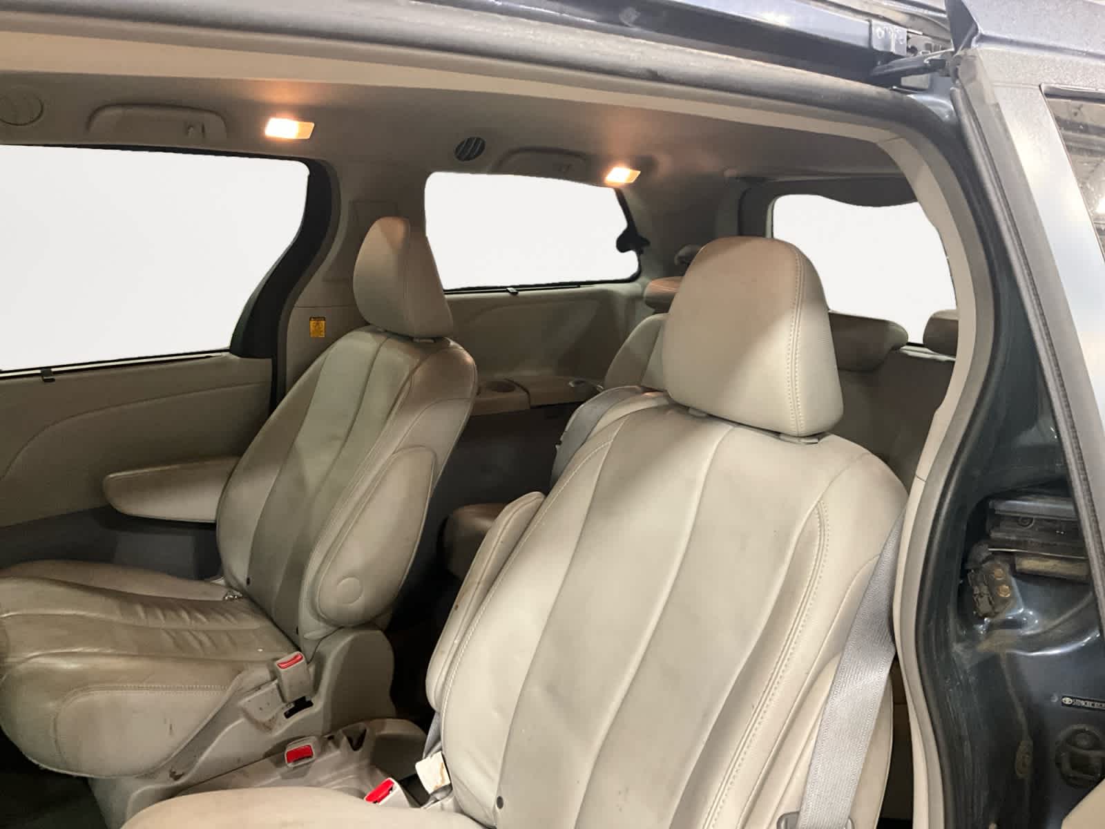 2013 Toyota Sienna XLE