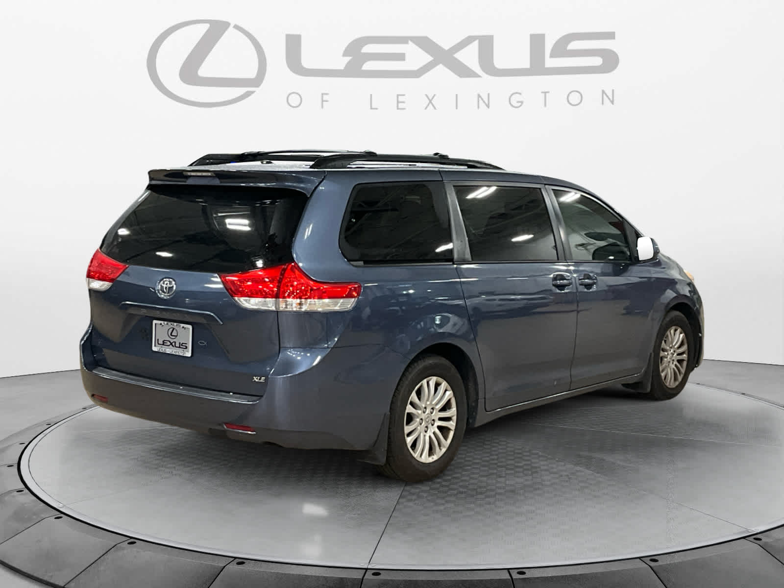 2013 Toyota Sienna XLE