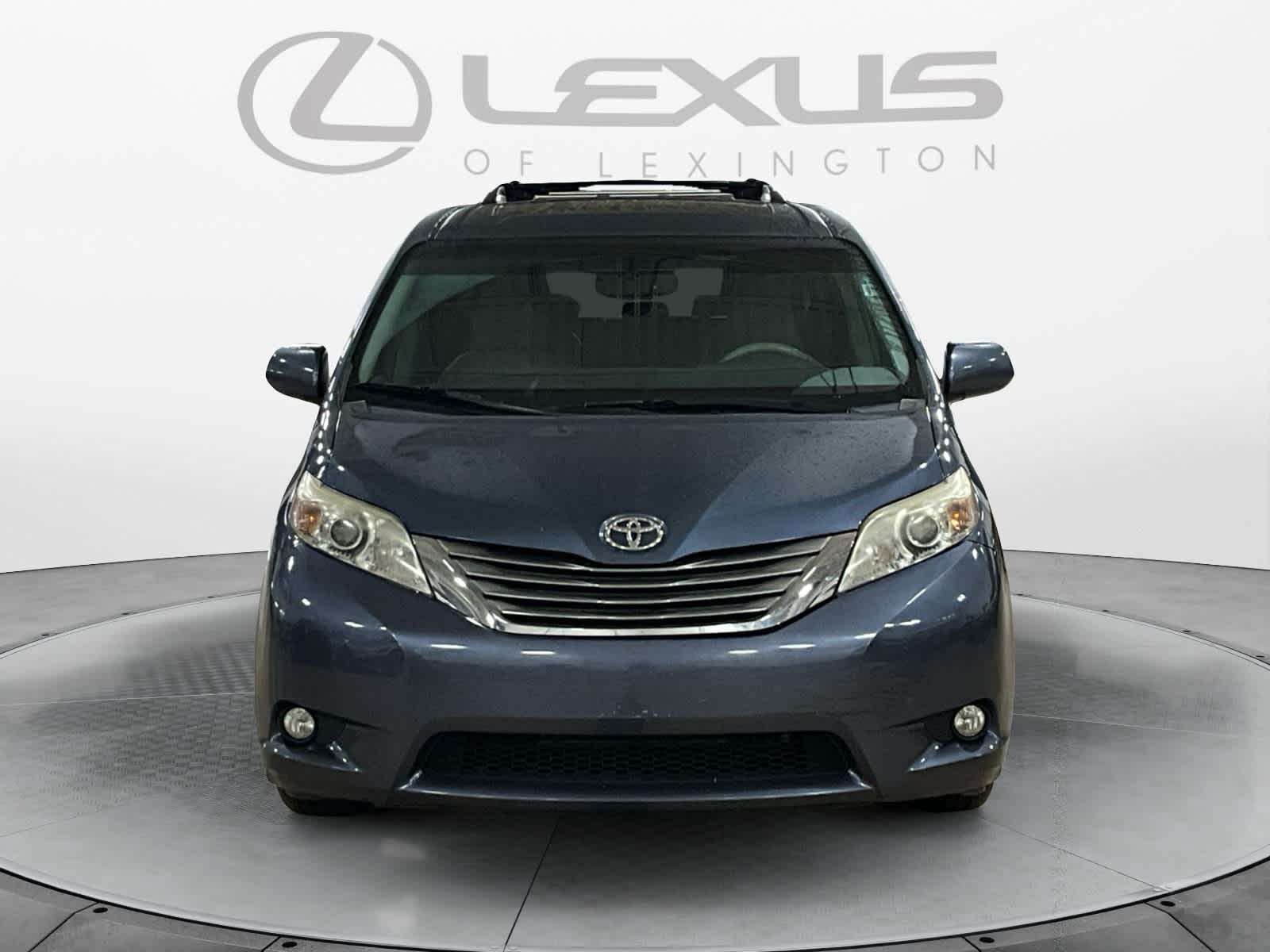 2013 Toyota Sienna XLE