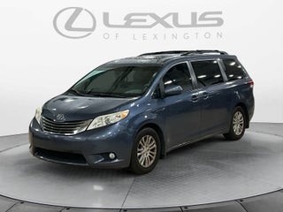 2013 Toyota Sienna XLE