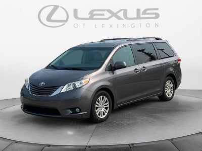 2012 Toyota Sienna XLE