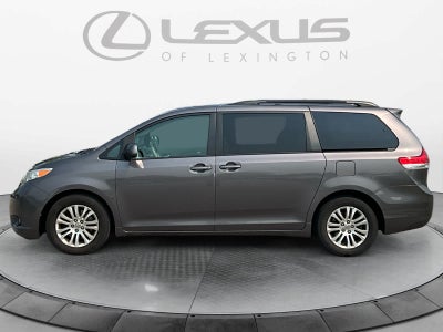 2012 Toyota Sienna XLE