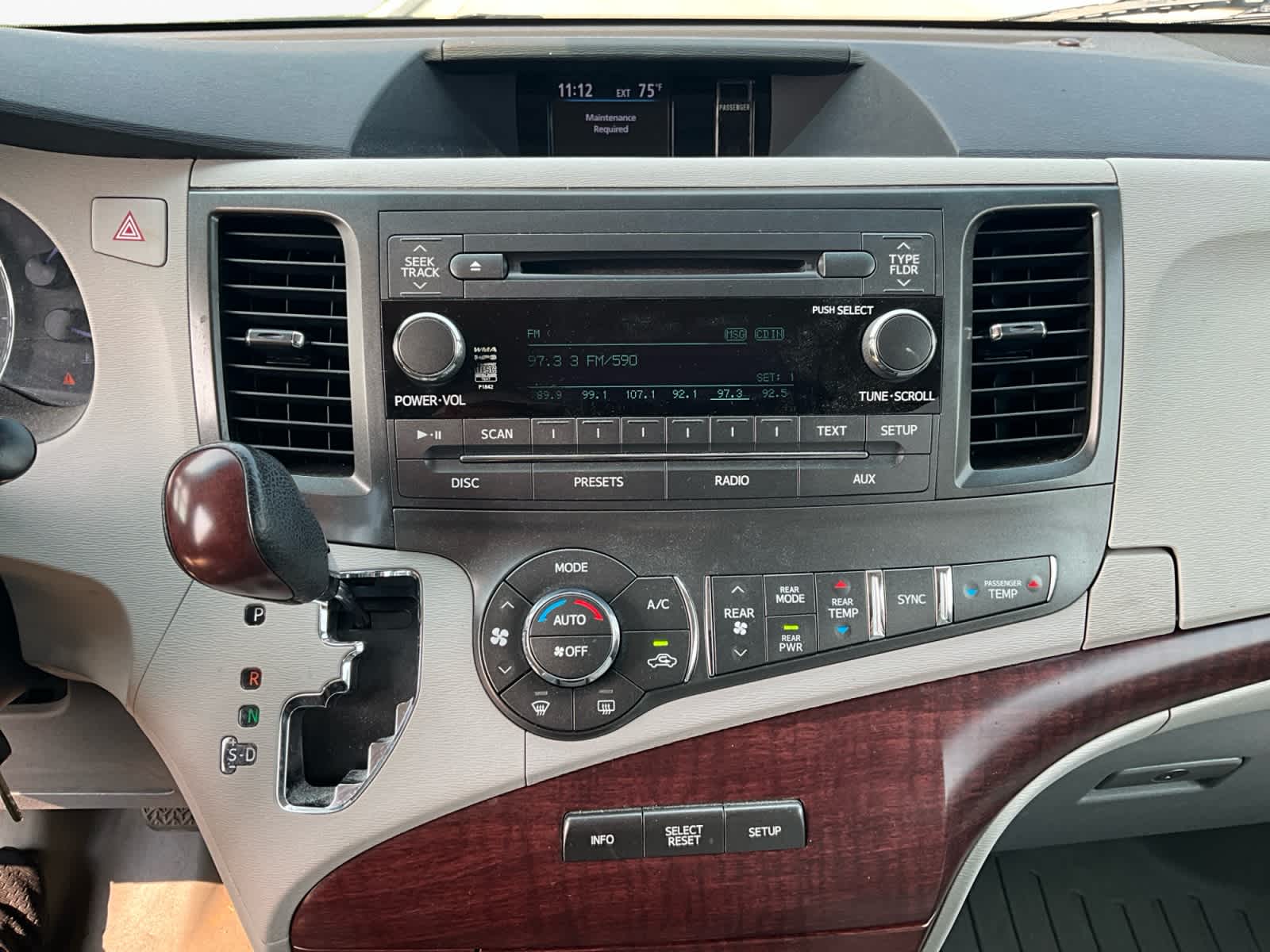 2012 Toyota Sienna XLE