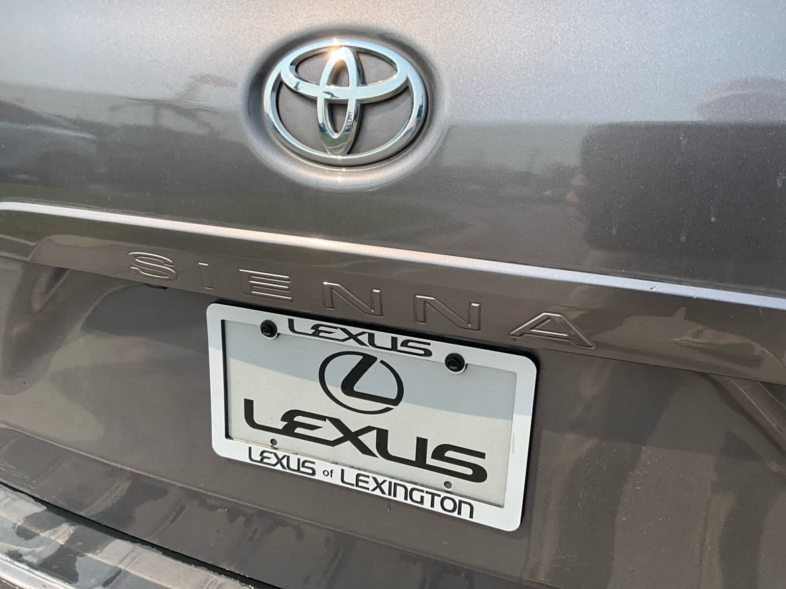 2012 Toyota Sienna XLE