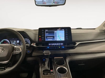2023 Toyota Sienna Limited