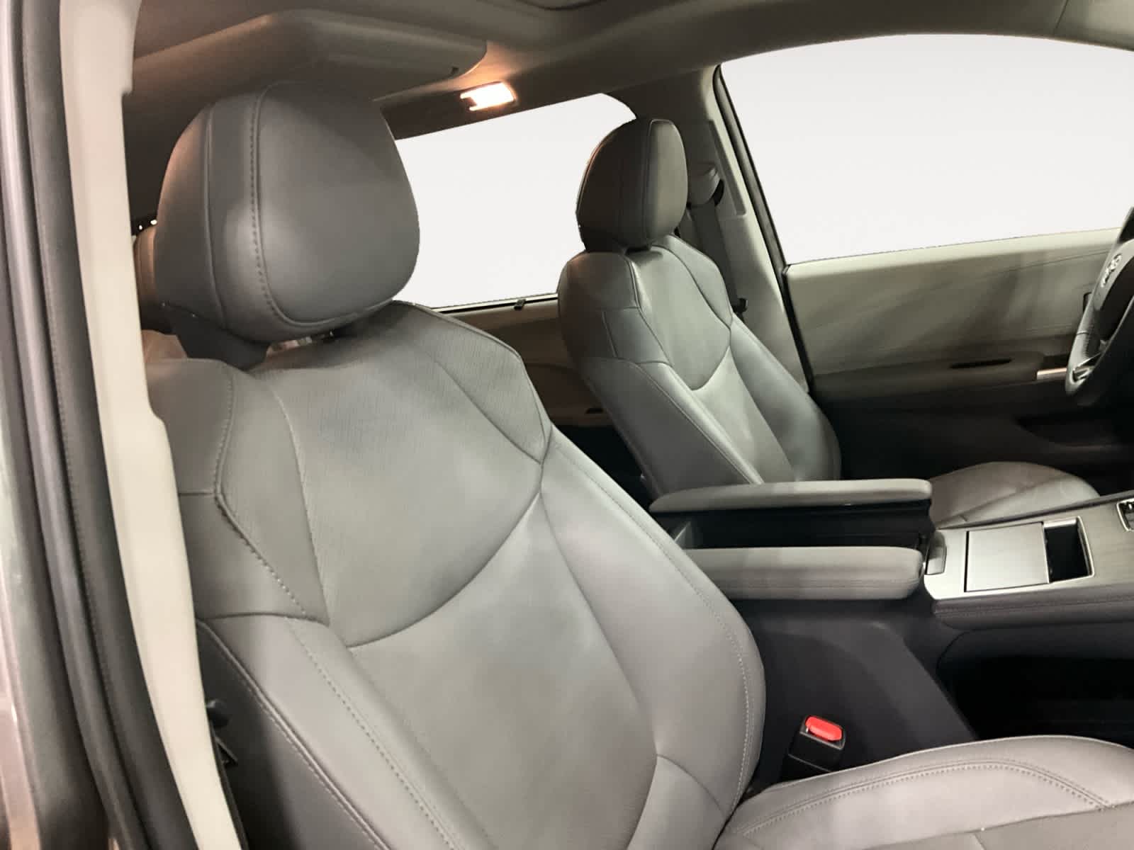 2023 Toyota Sienna Limited