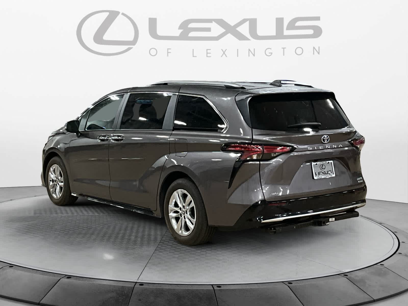 2023 Toyota Sienna Limited