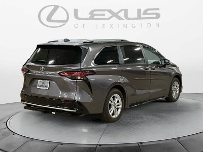2023 Toyota Sienna Limited