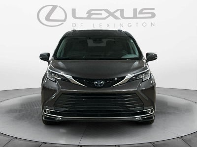 2023 Toyota Sienna Limited