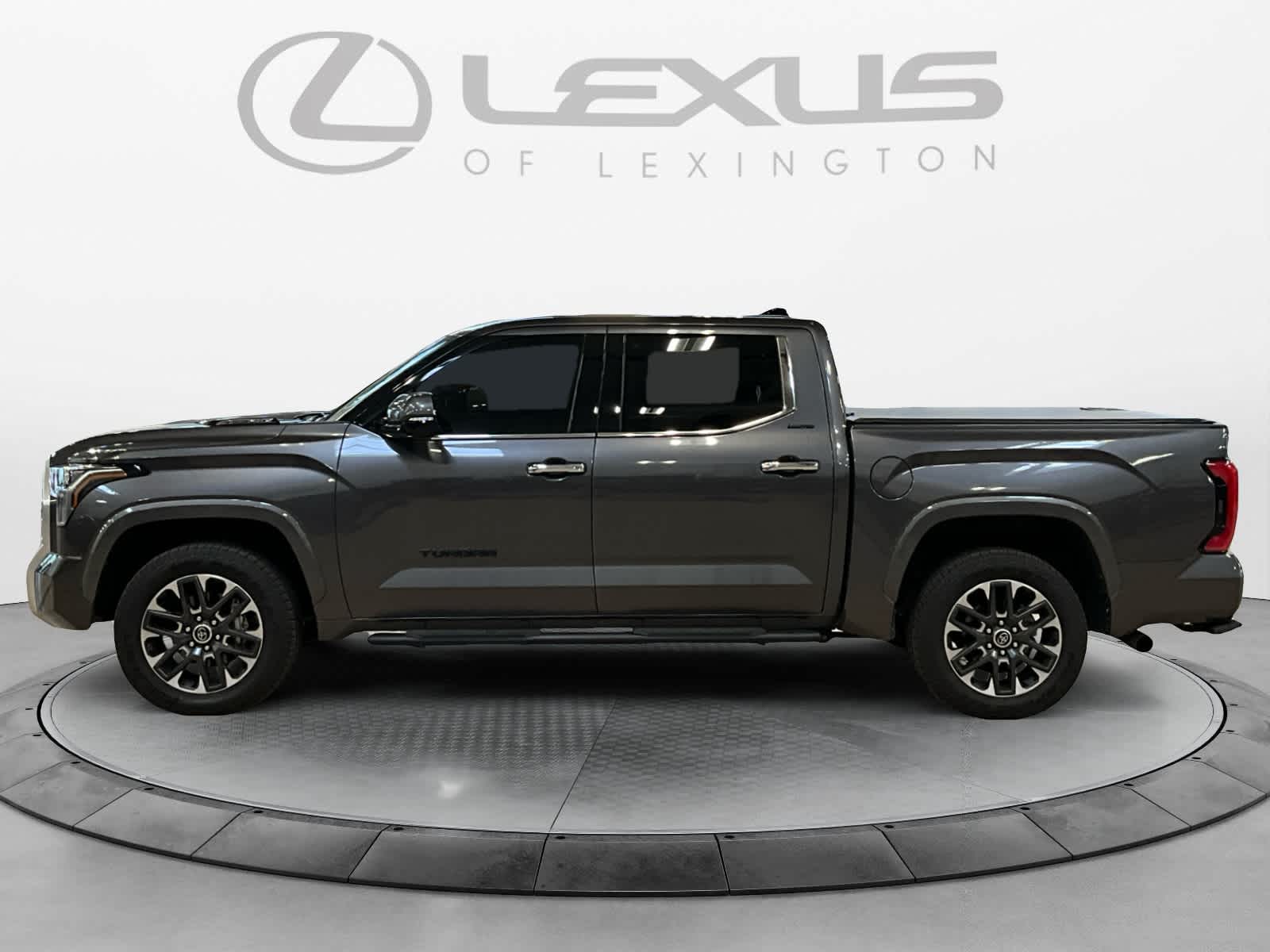 2022 Toyota Tundra Limited Hybrid