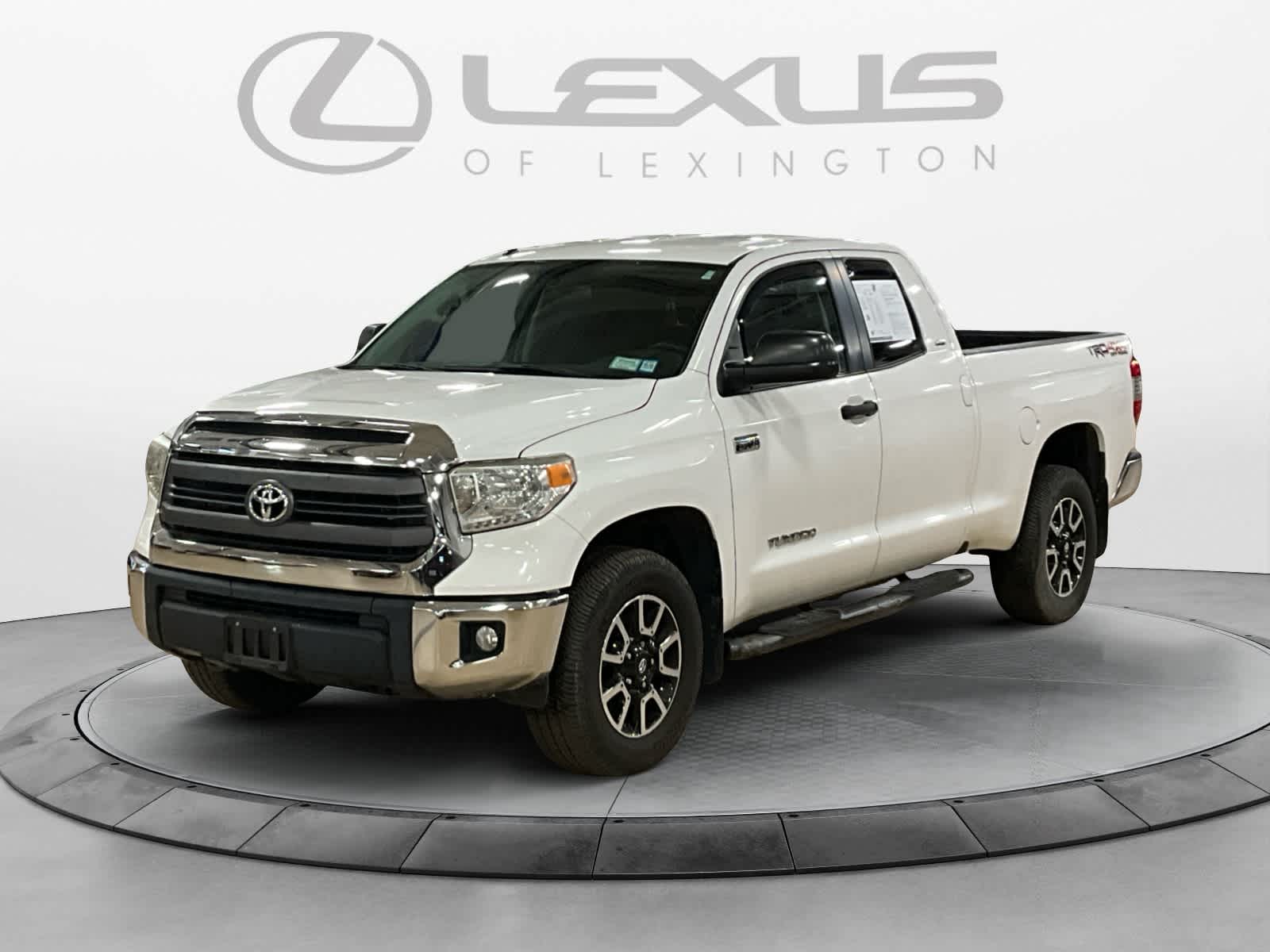 2014 Toyota Tundra SR5