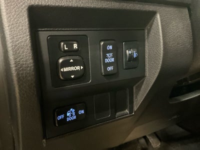 2014 Toyota Tundra SR5