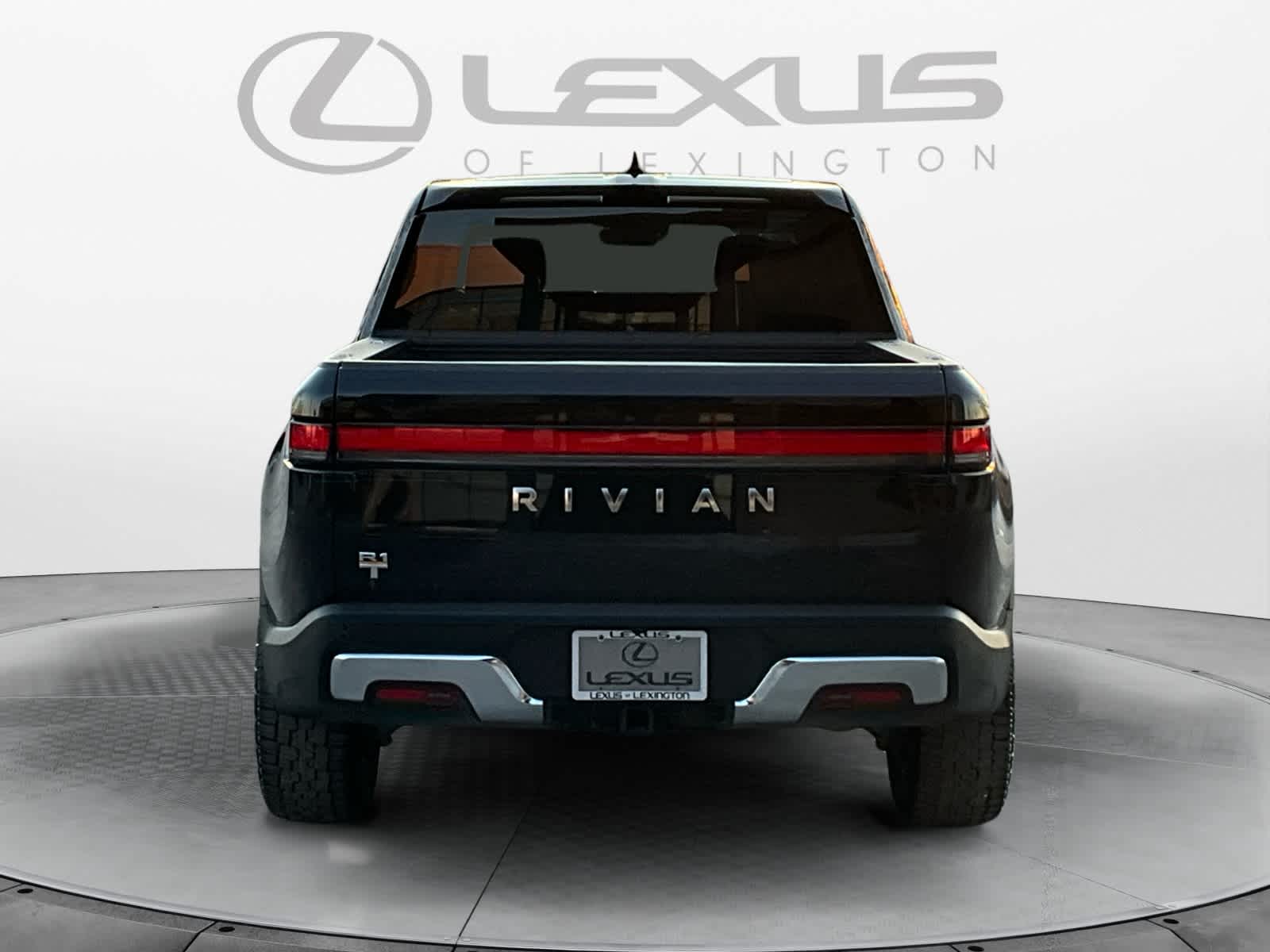 2023 Rivian R1T Adventure