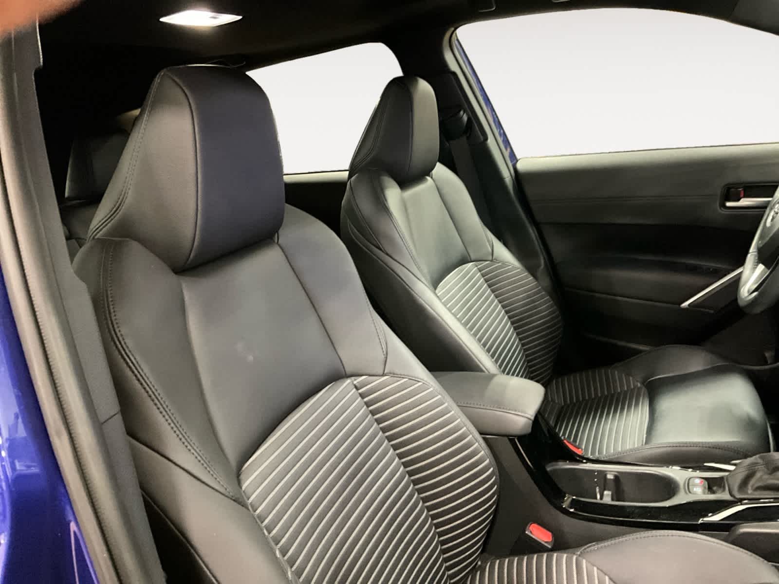 2024 Toyota Corolla Cross Hybrid XSE