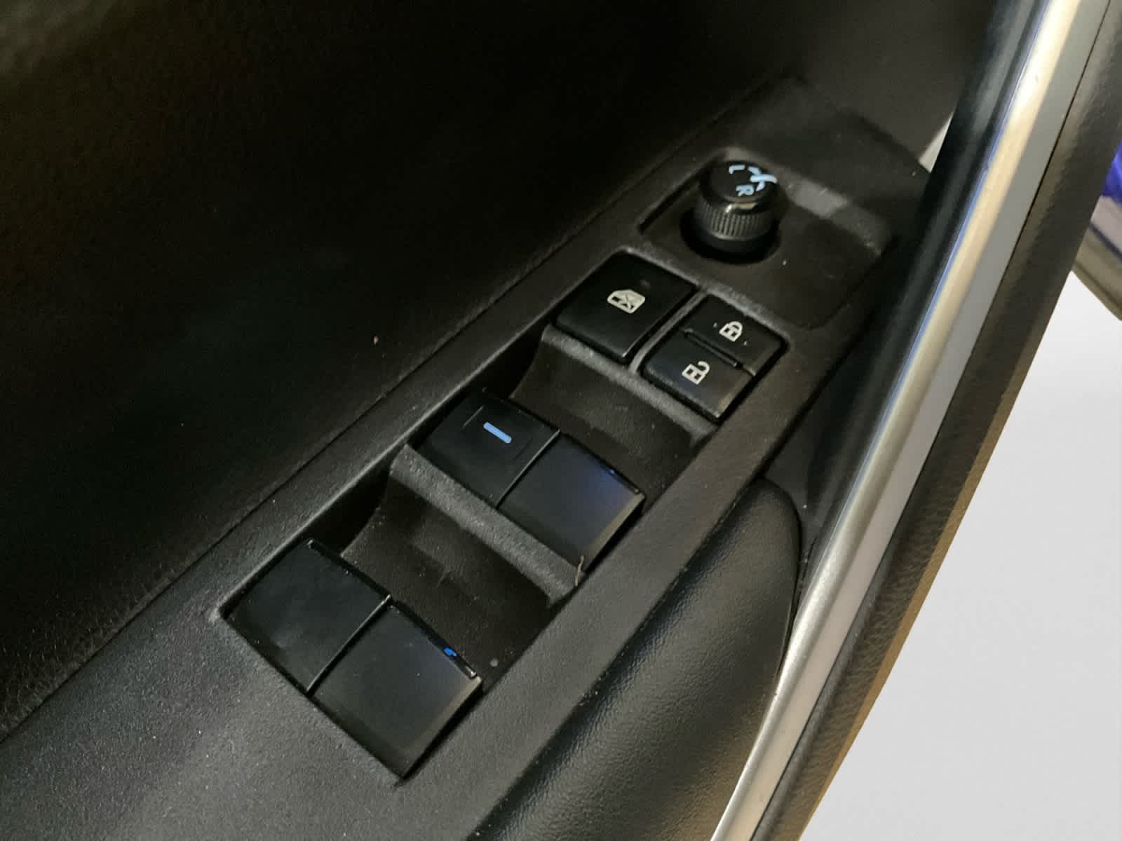 2024 Toyota Corolla Cross Hybrid XSE