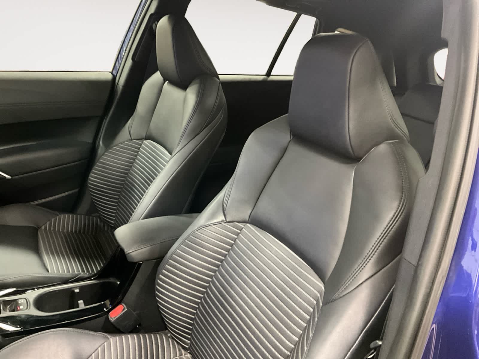 2024 Toyota Corolla Cross Hybrid XSE