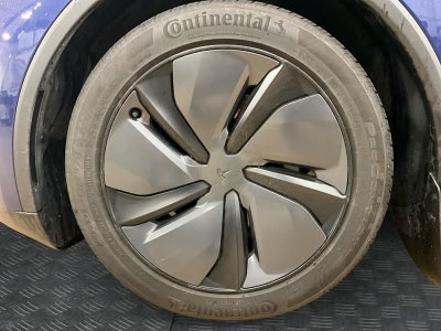 2026 Tesla Model Y Premium