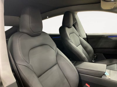 2026 Tesla Model Y Premium