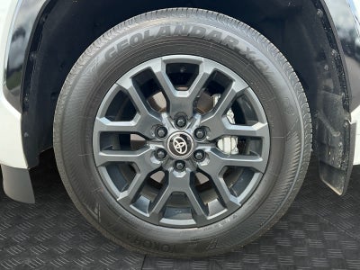 2024 Toyota Sequoia Platinum