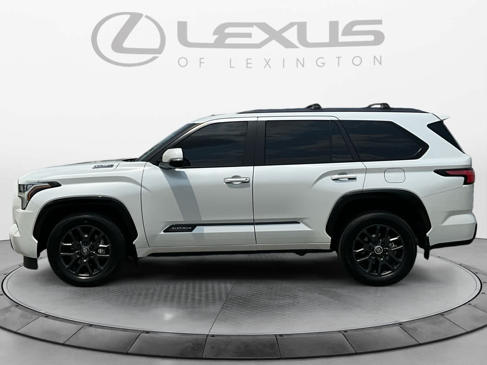 2024 Toyota Sequoia Platinum