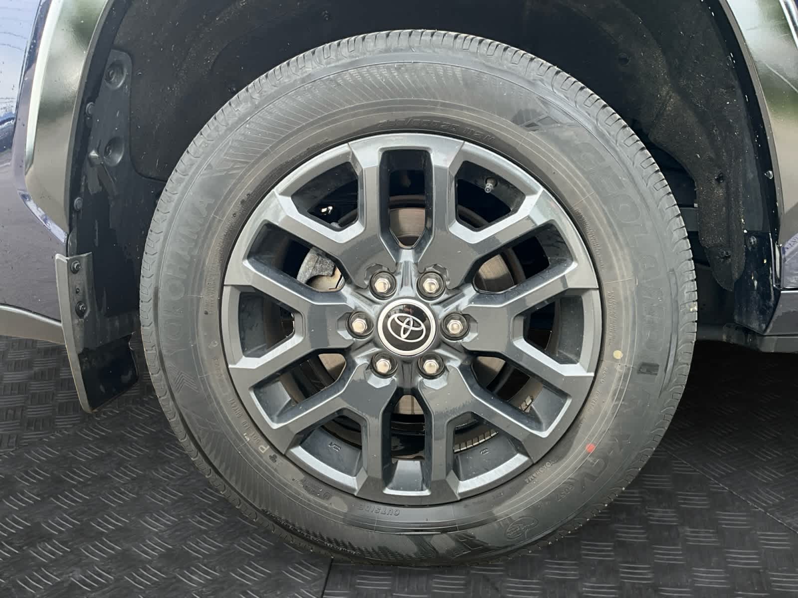 2023 Toyota Sequoia Platinum
