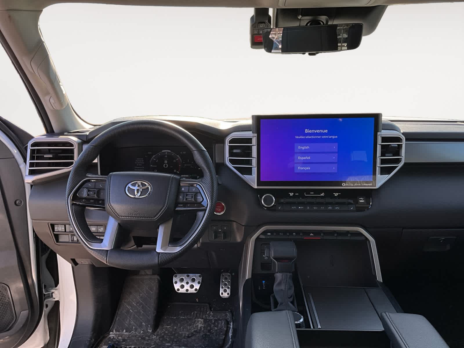 2024 Toyota Sequoia SR5