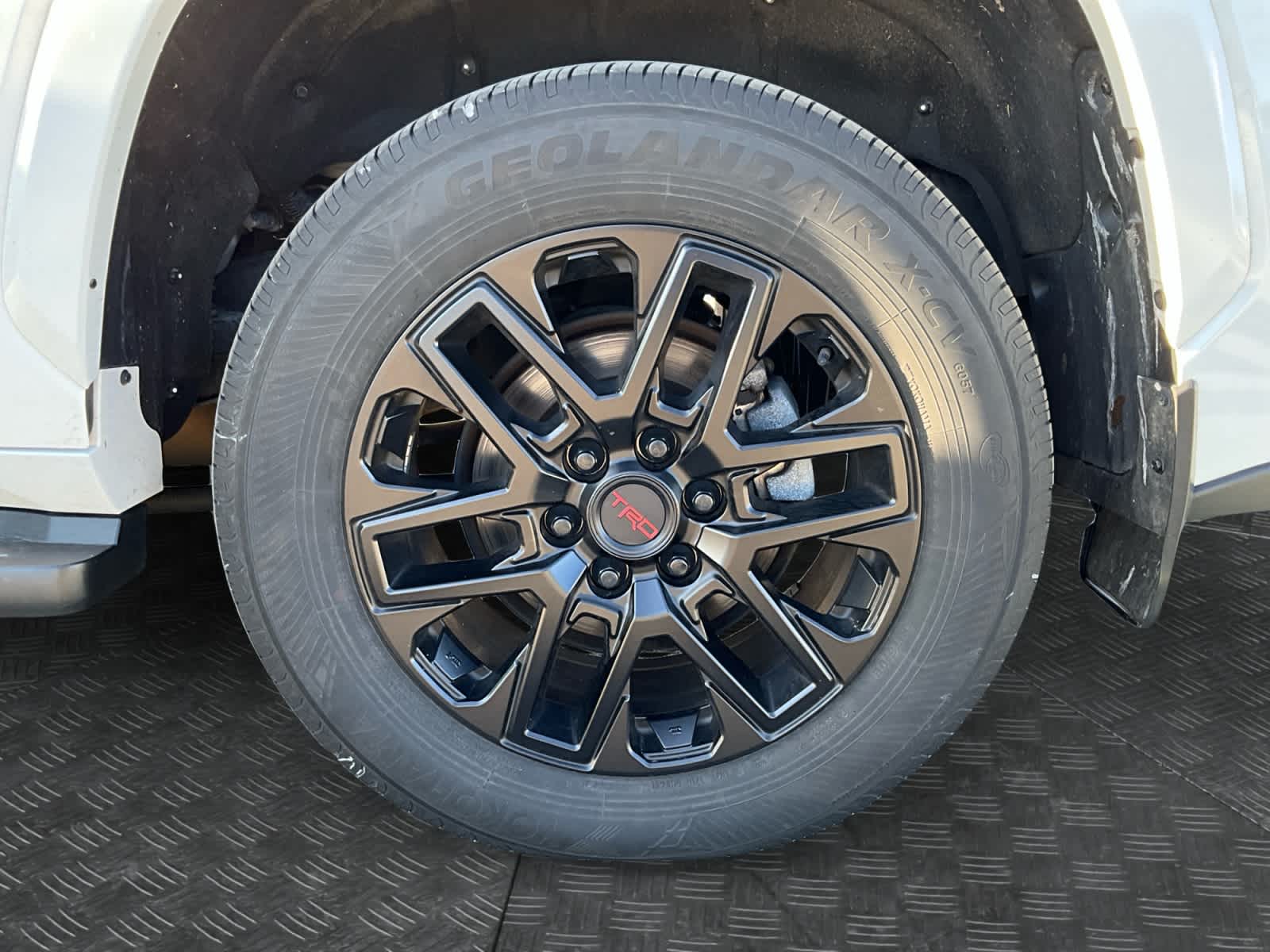 2024 Toyota Sequoia SR5