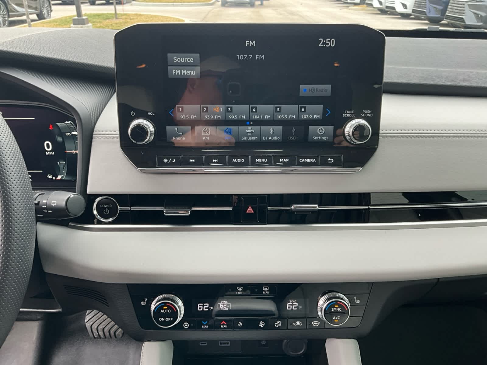 2025 Mitsubishi Outlander Plug-In Hybrid SEL Platinum Edition