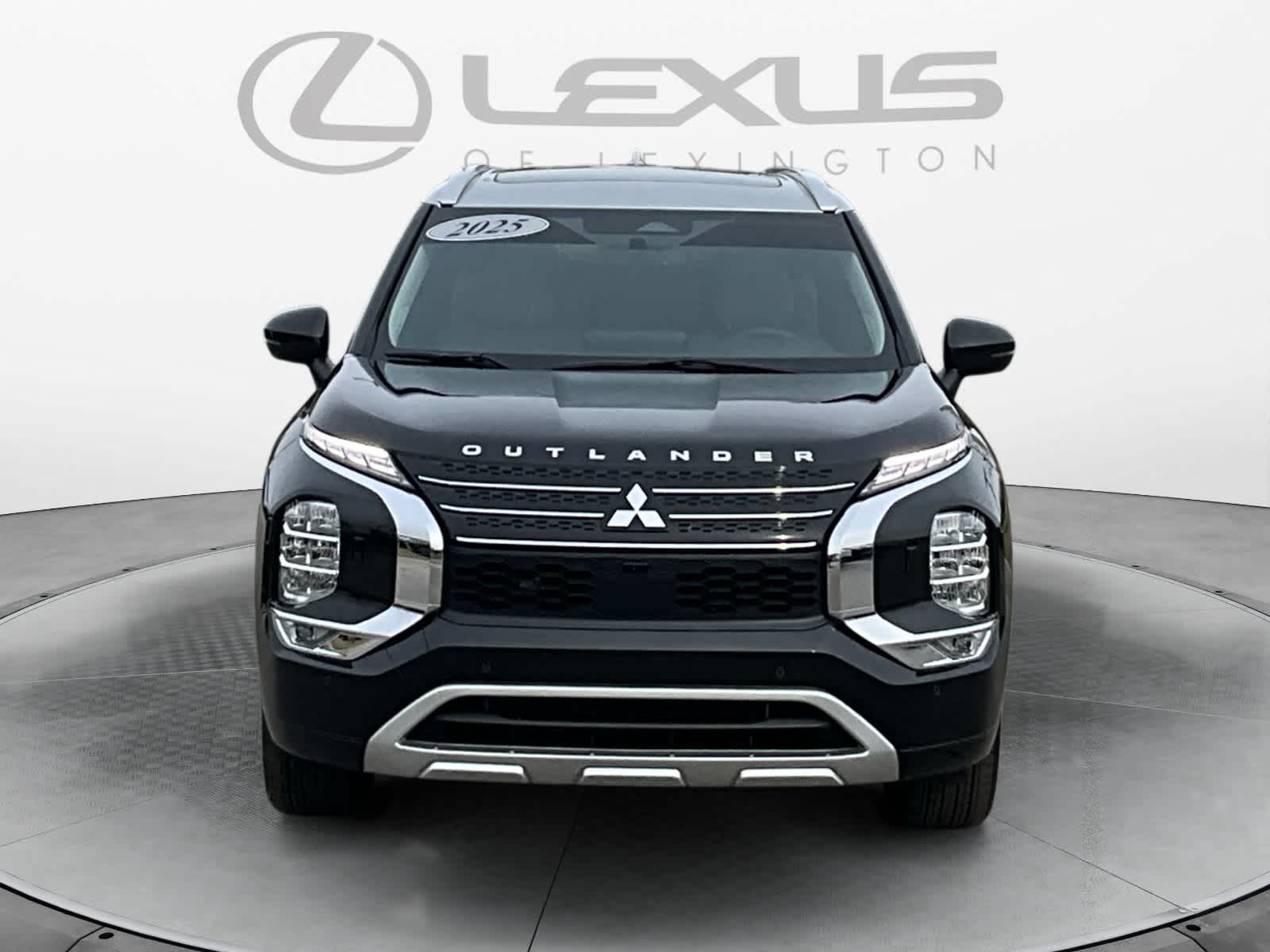 2025 Mitsubishi Outlander Plug-In Hybrid SEL Platinum Edition