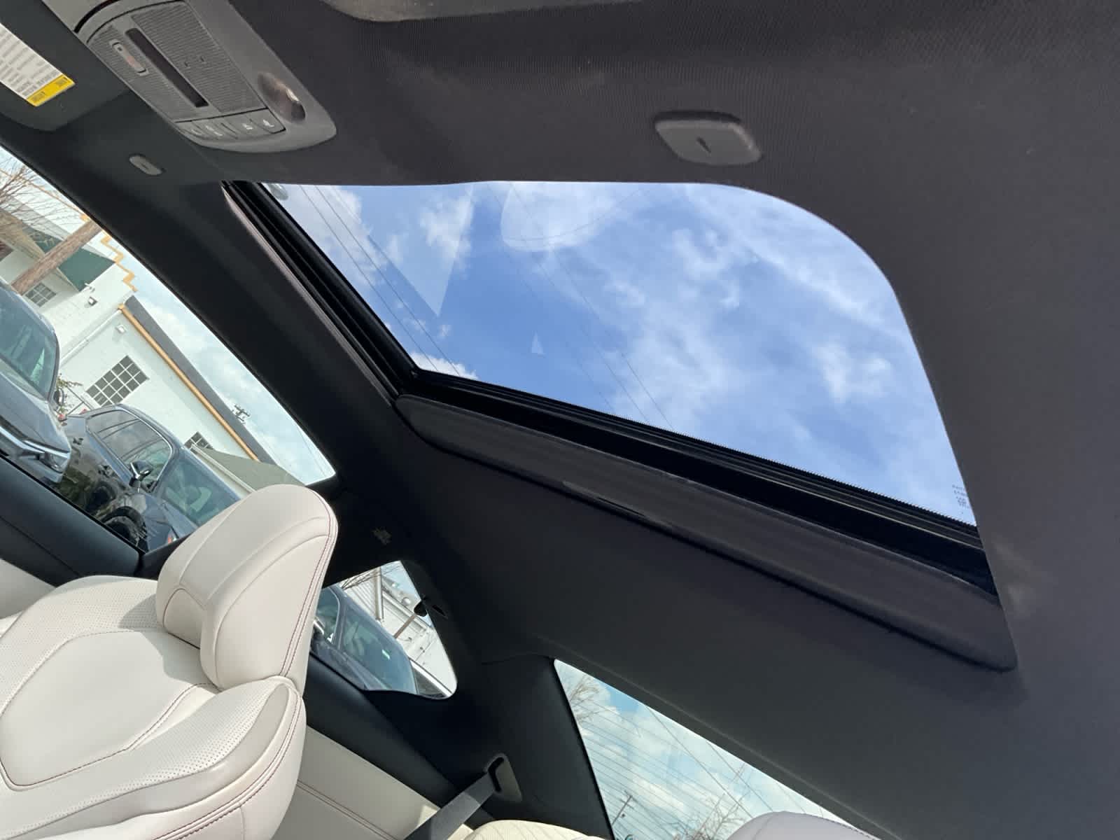 2022 INFINITI Q60 RED SPORT 400