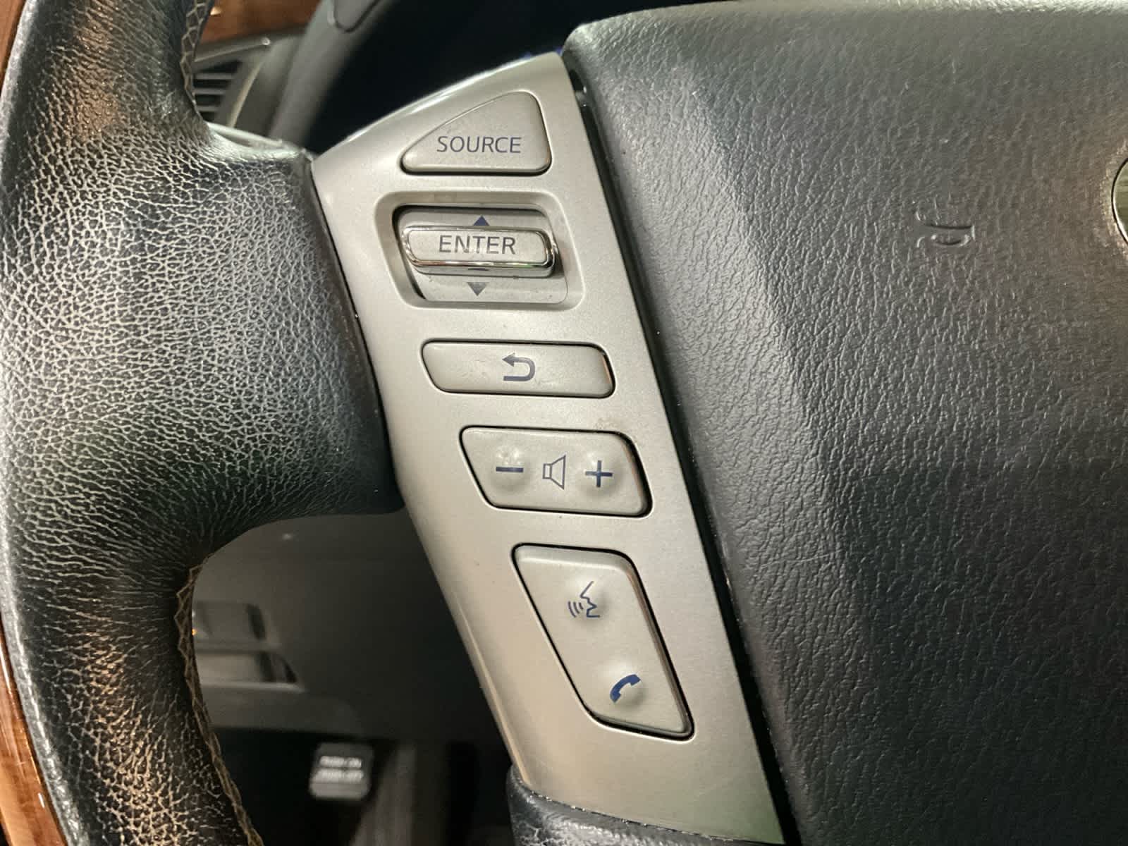 2018 INFINITI QX80 AWD