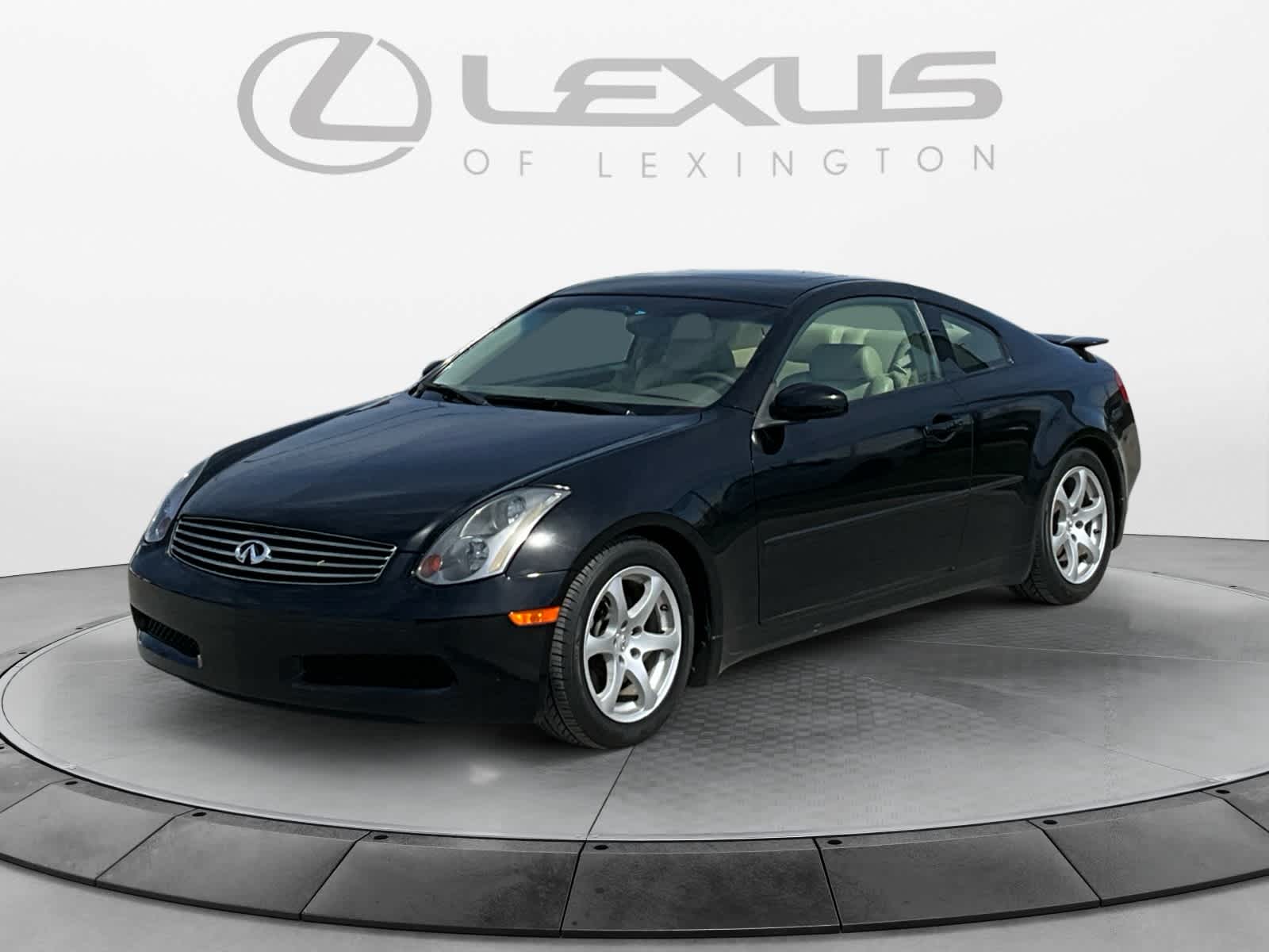 2005 INFINITI G35 2dr Cpe Auto