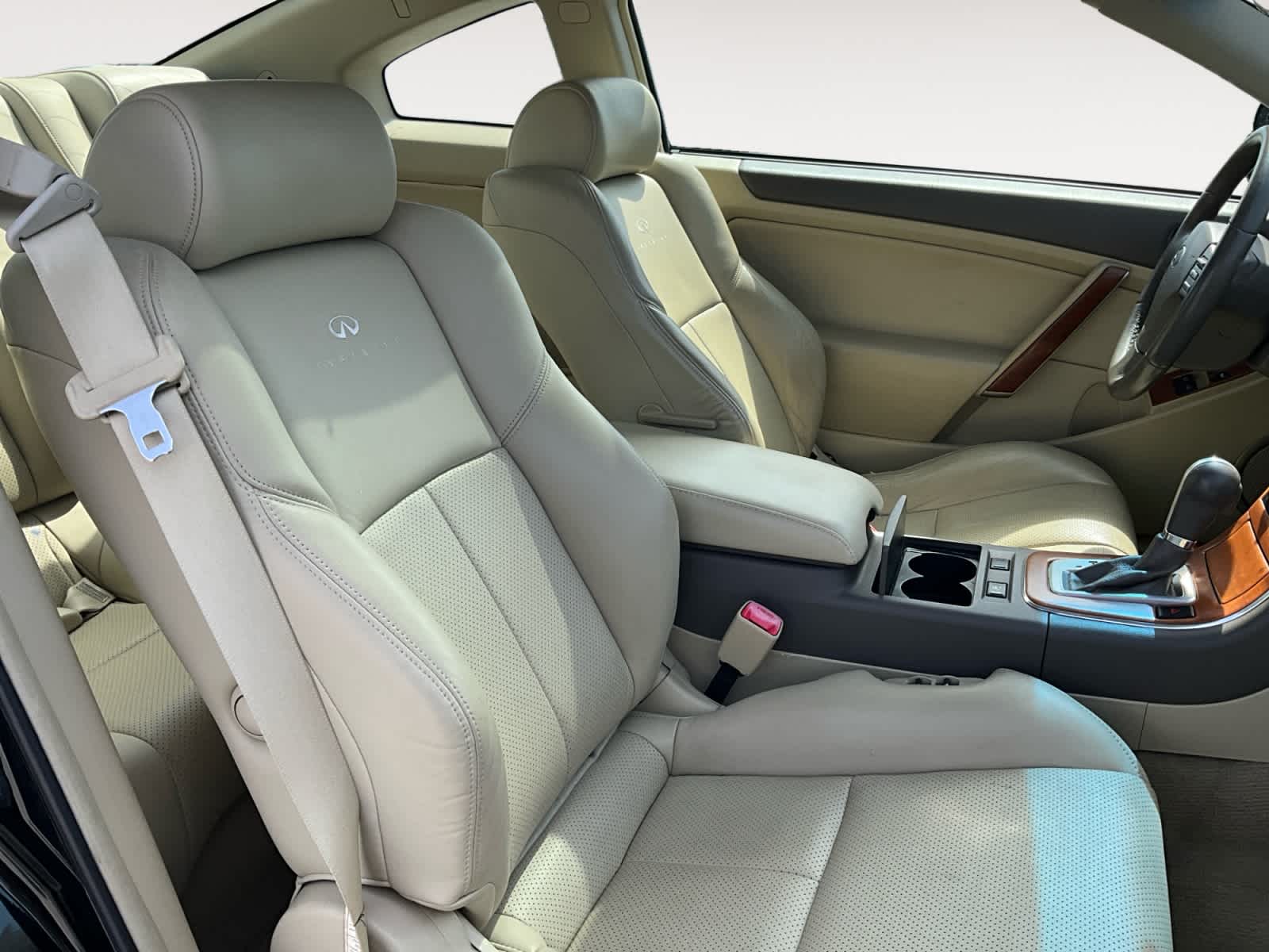 2005 INFINITI G35 2dr Cpe Auto