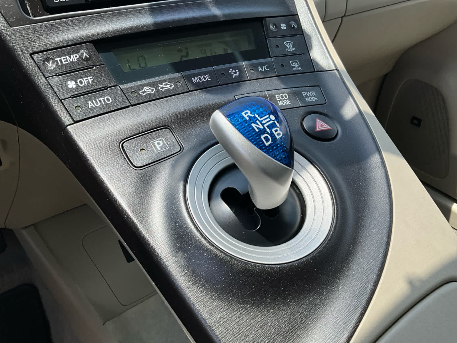 2010 Toyota Prius III