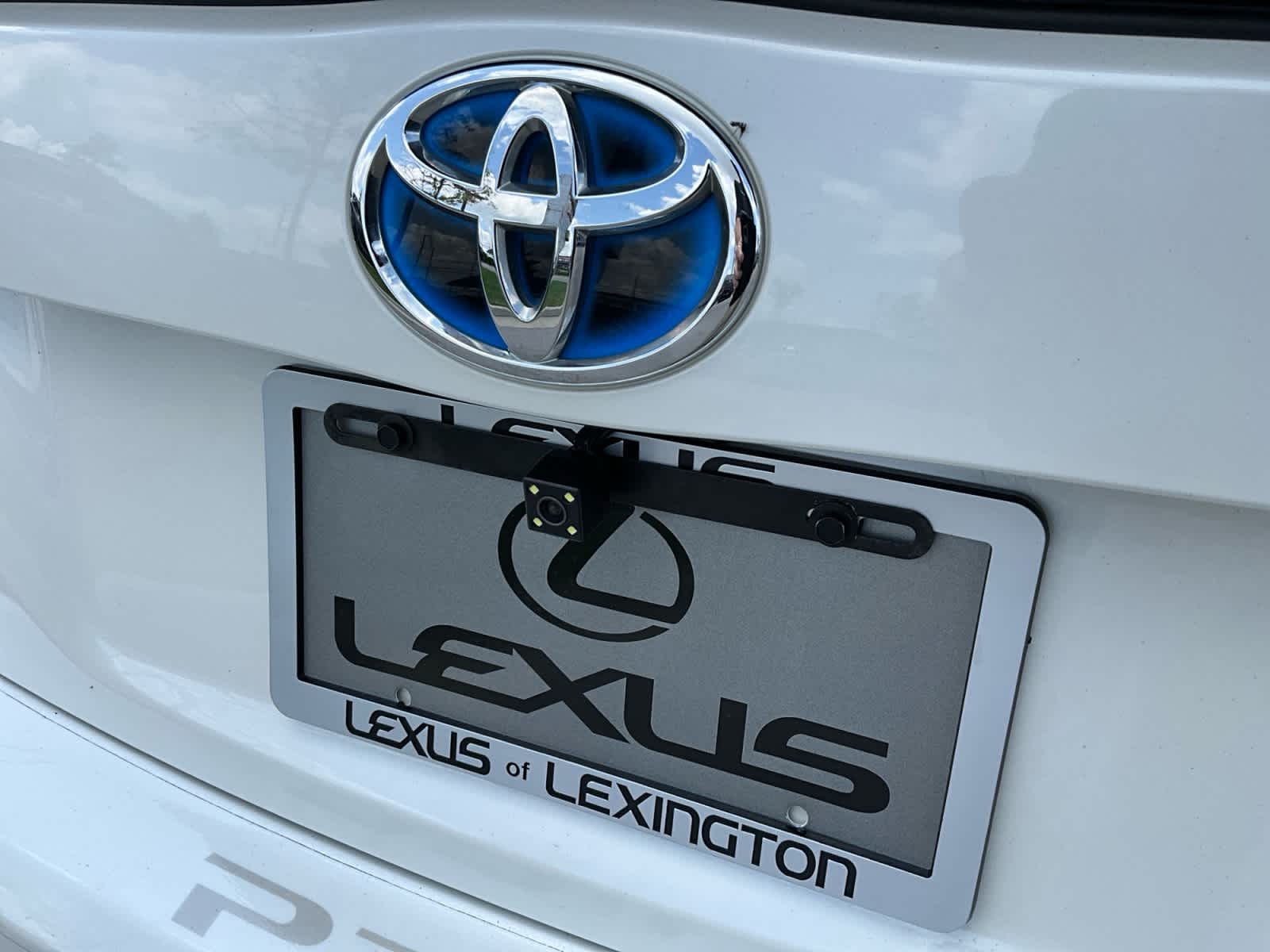 2010 Toyota Prius III