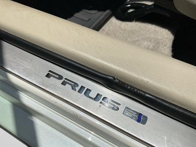 2010 Toyota Prius III