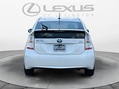 2010 Toyota Prius III