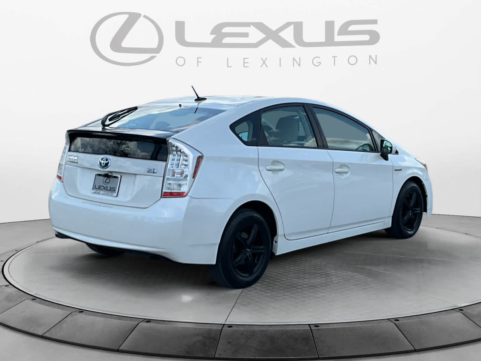 2010 Toyota Prius III
