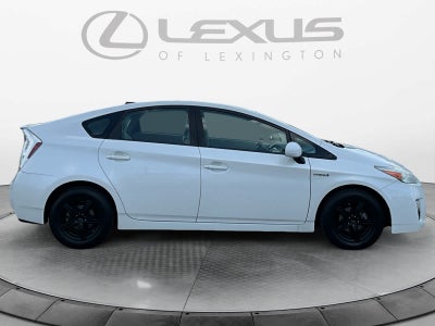 2010 Toyota Prius III