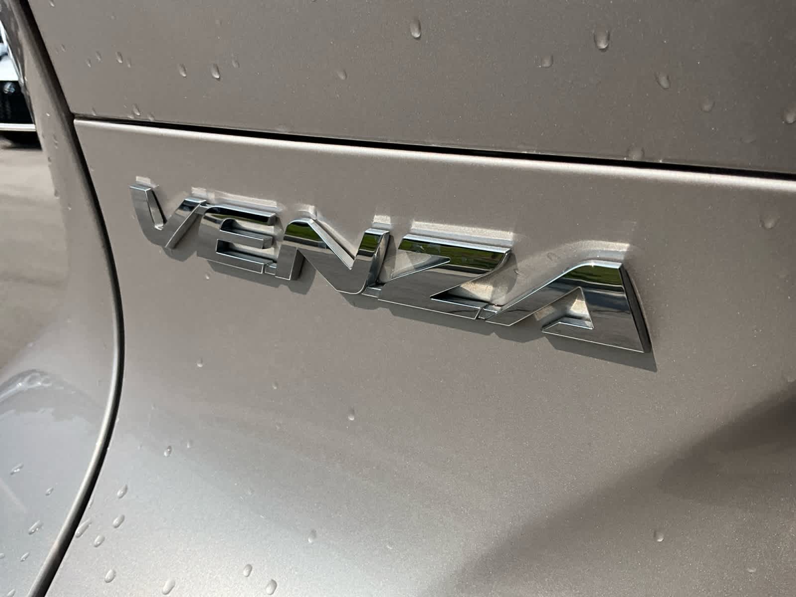 2022 Toyota Venza Limited