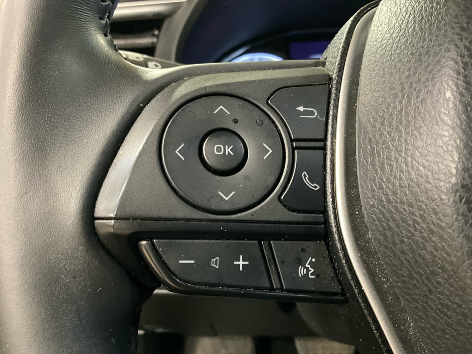 2023 Toyota Venza LE